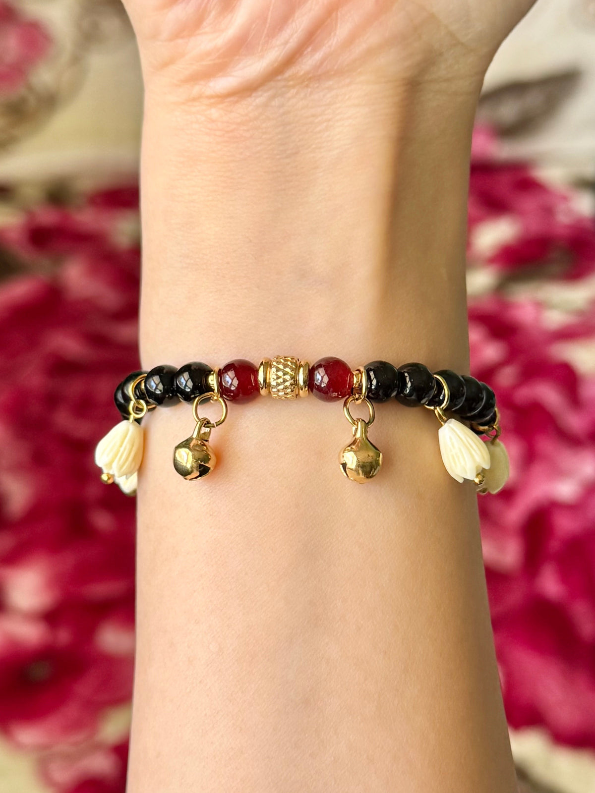Moon Jasmine (Gold)