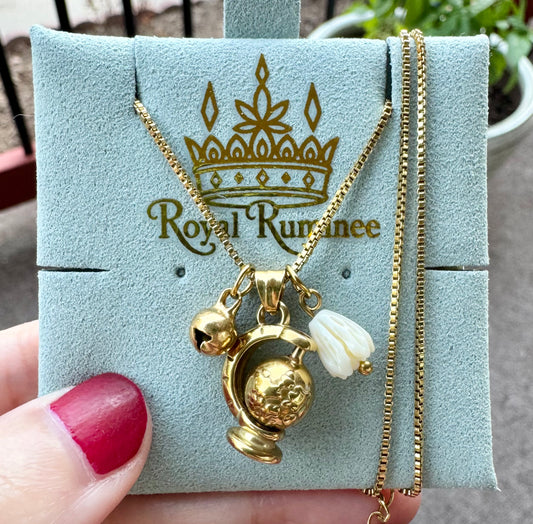 Globey Jasmine Necklace
